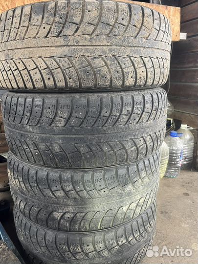 Gislaved Nord Frost II 205/55 R16