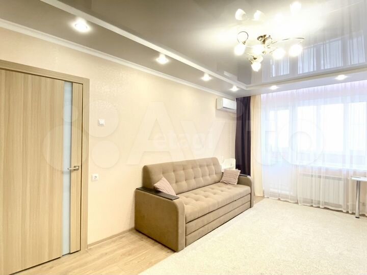 2-к. квартира, 55 м², 7/10 эт.