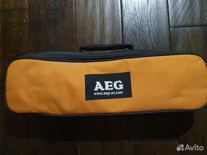 Сабельная пила AEG US 400XE