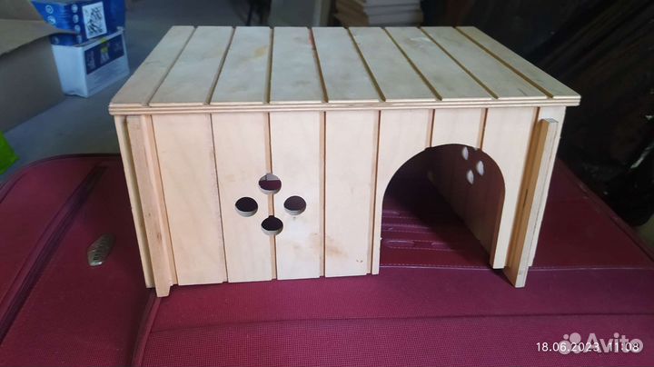 Домик для сухопутной черепахи,хомяка,свинки