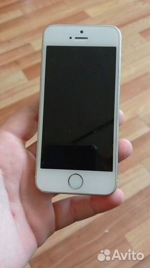 iPhone 5S, 16 ГБ