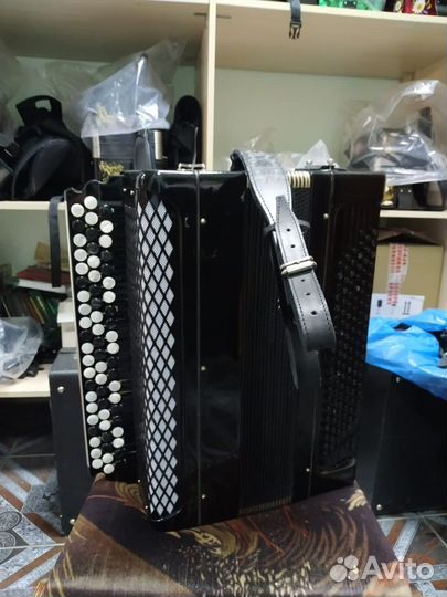 Баян цельнопланочный тульский