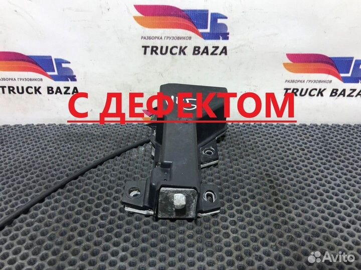 82208559 Замок капота Volvo FH