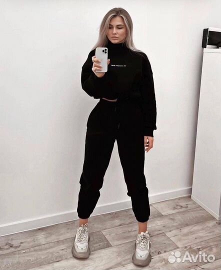 Спортивный костюм женский новый