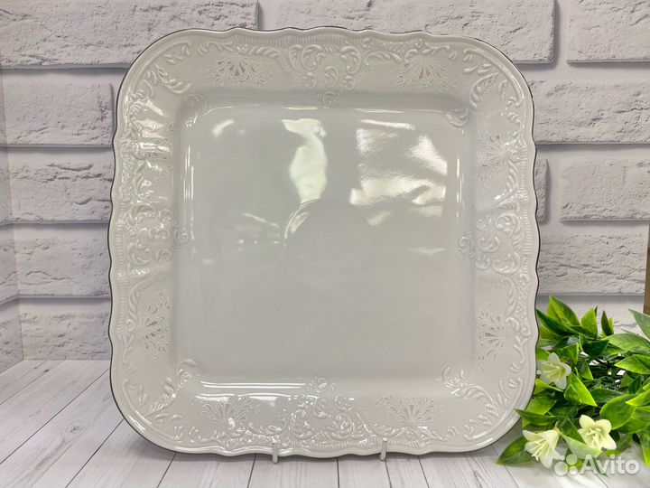 Поднос квадратный 