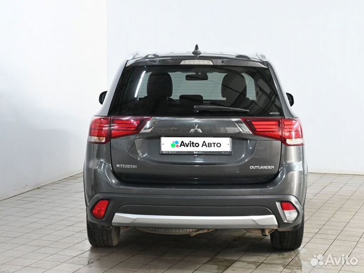 Mitsubishi Outlander 2.4 CVT, 2017, 183 687 км