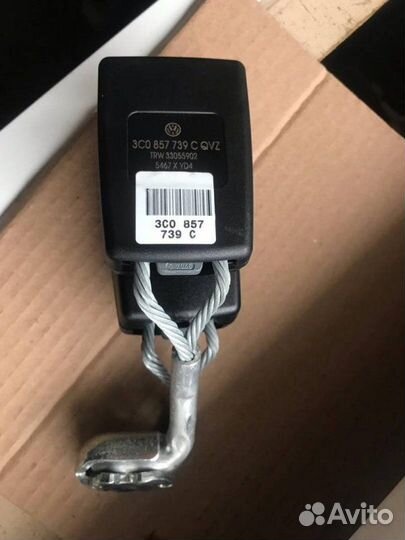 Замок ремня безопасности зад. Vw Passat B6 1.8 BZB