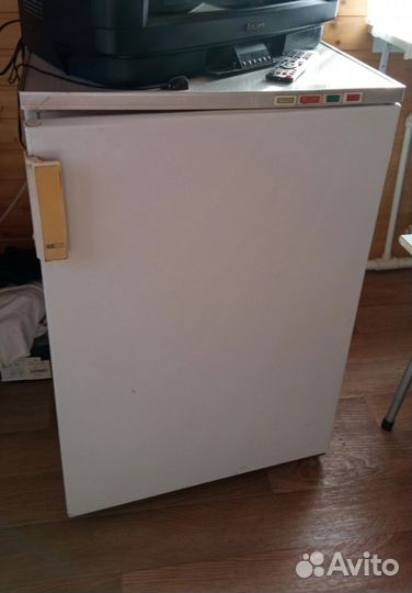 Морозильная камера бирюса 14