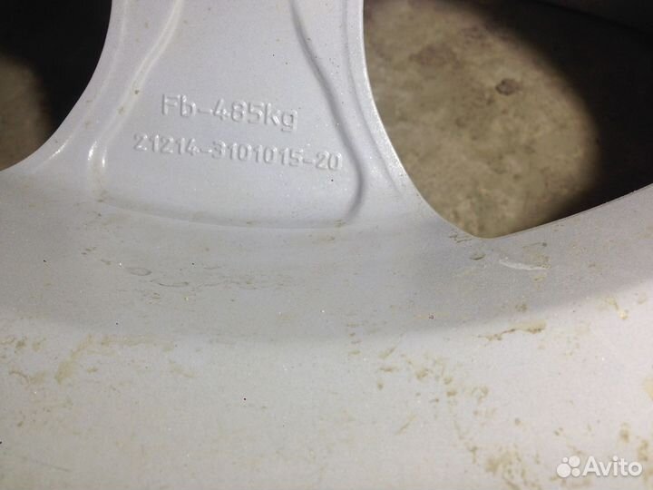 Колеса литые на ниву r16