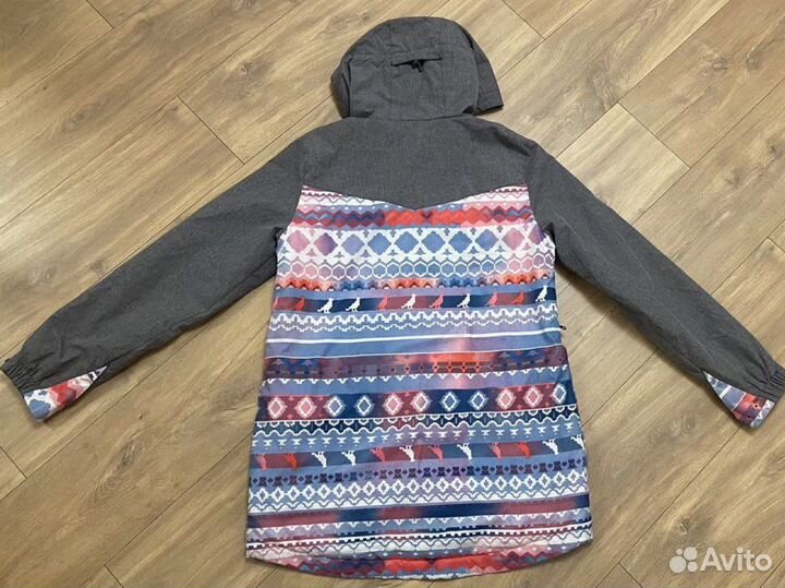 Куртка зимняя спортивная для сноуборда размер М
