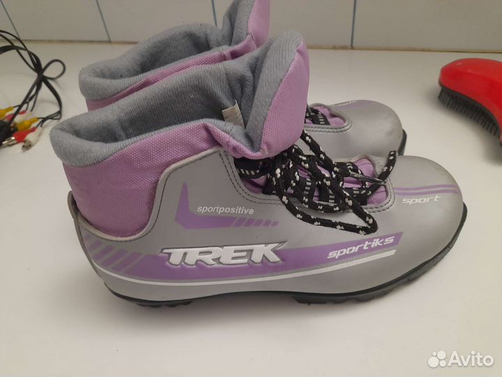 Лыжные ботинки 36р