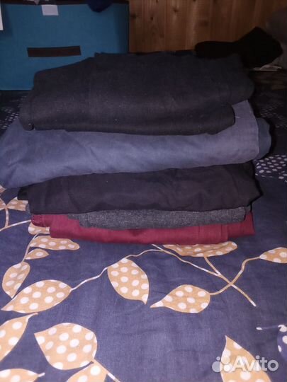 Школьные вещи (брюки, пиджак, жилет) на мальчика