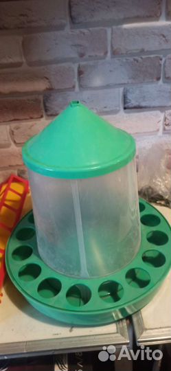 Кормушки, поилки