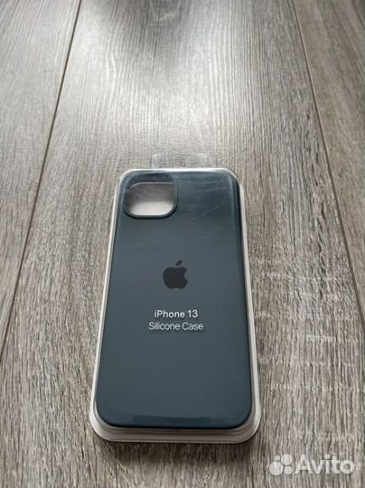 Чехол для iPhone 13