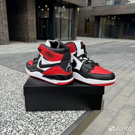 Кроссовки Nike air jordan 1