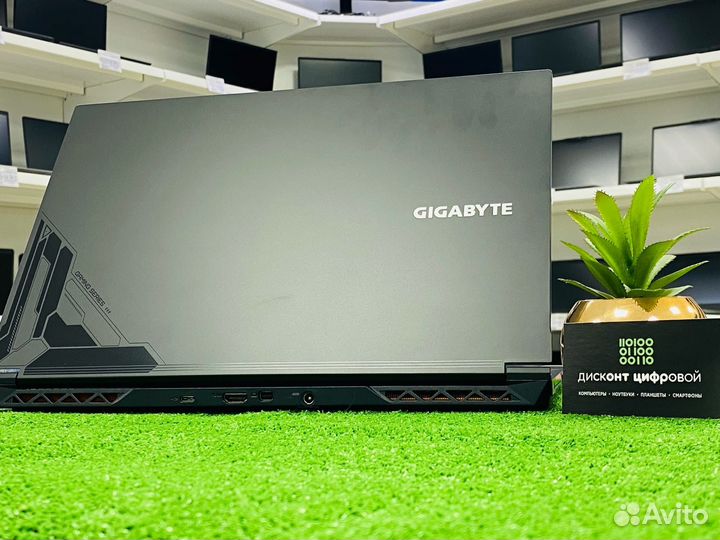 Ноутбук Gigabyte/15.6/Core i5-12500H/RTX 4060/16Gb