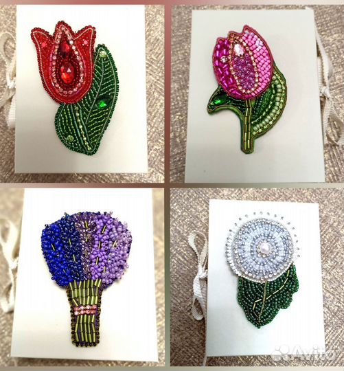 Брошь цветок из бисера