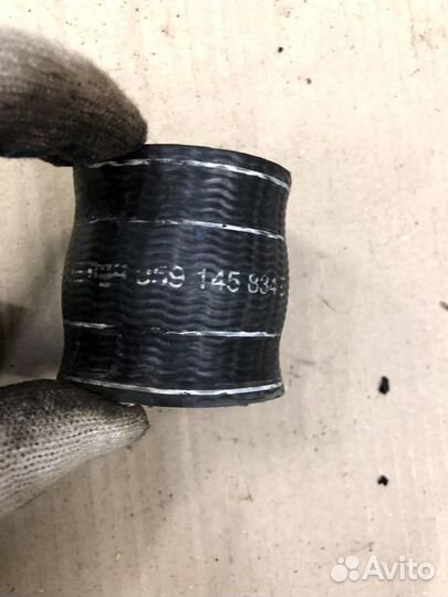 Патрубок Audi Q7 (4L) 2009 - 2015 рестайлинг