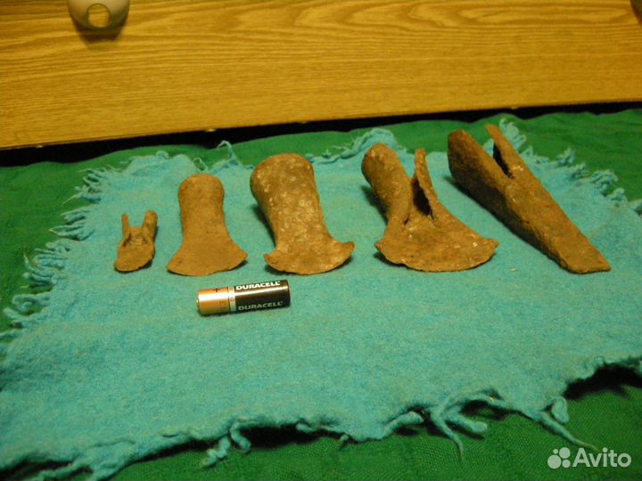 Мотыги старинные XII век коловый сошник