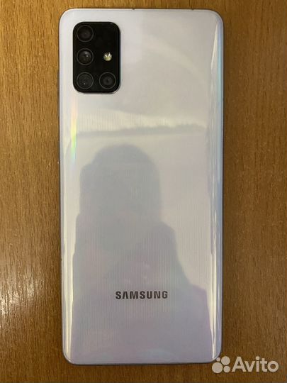 Телефон Samsung Galaxy A71