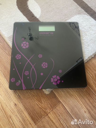 Весы электронные Scarlett/Polaris