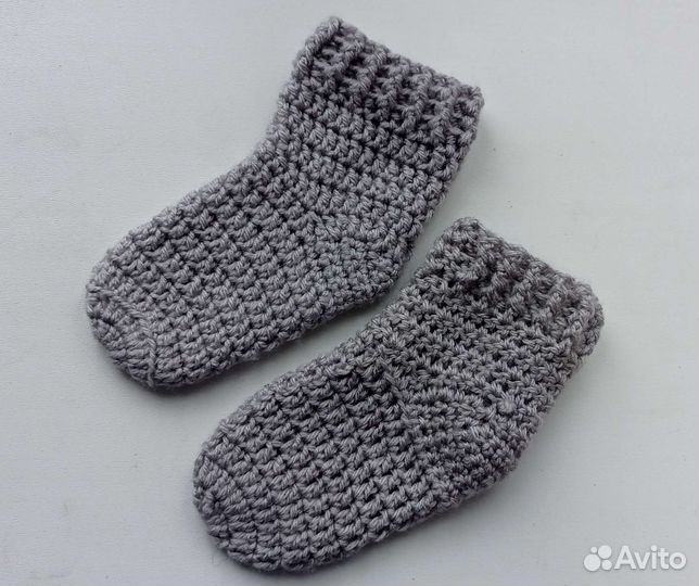 Детские носочки для малыша вязаные