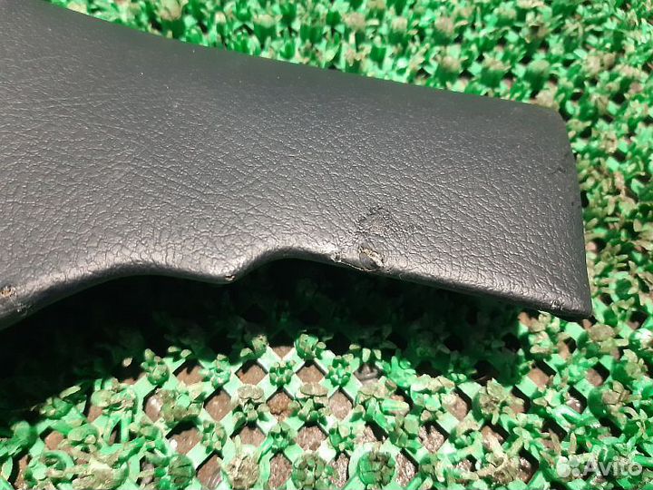 Накладка консоли боковая левая Toyota Land Cruiser