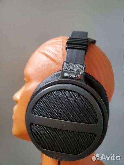 Проводные наушники