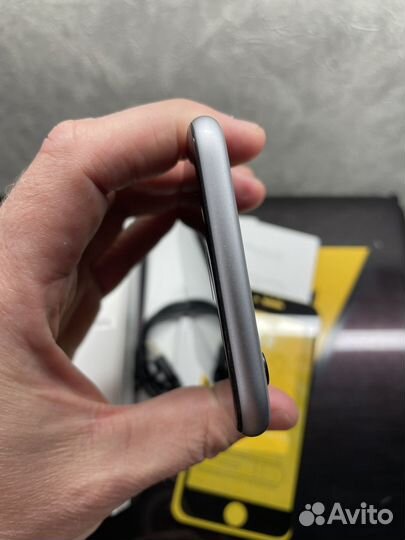 iPhone 6, 32 ГБ