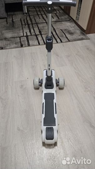 Самокат детский новый