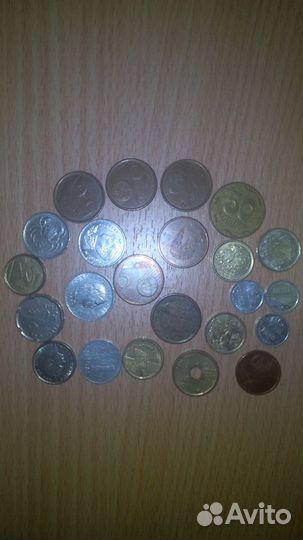Монеты разных стран разного номинала б/у