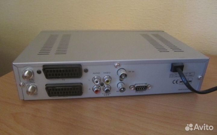 Спутниковые ресиверы openbox F-100 на запчасти