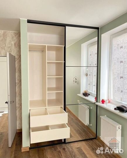 Угловой шкаф