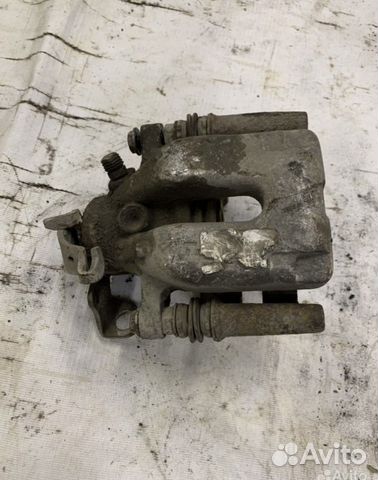 Задний правый супорт Citroen c4 купе