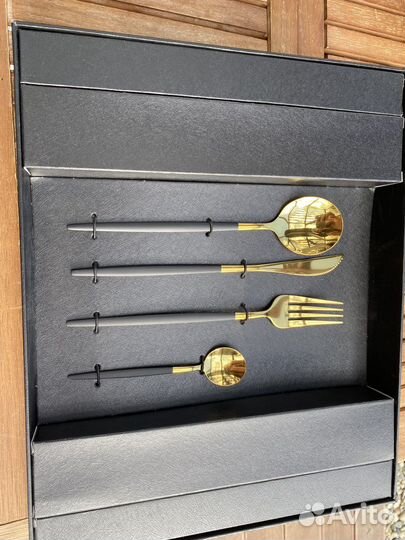 Столовые приборы