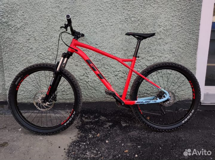 Горный велосипед GT avalanche