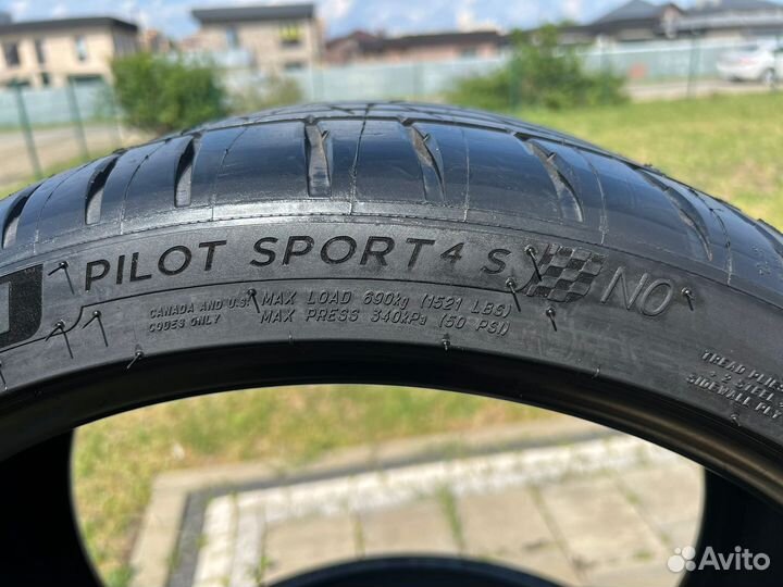 Michelin Pilot Sport 4 S 275/30 R20 92Y