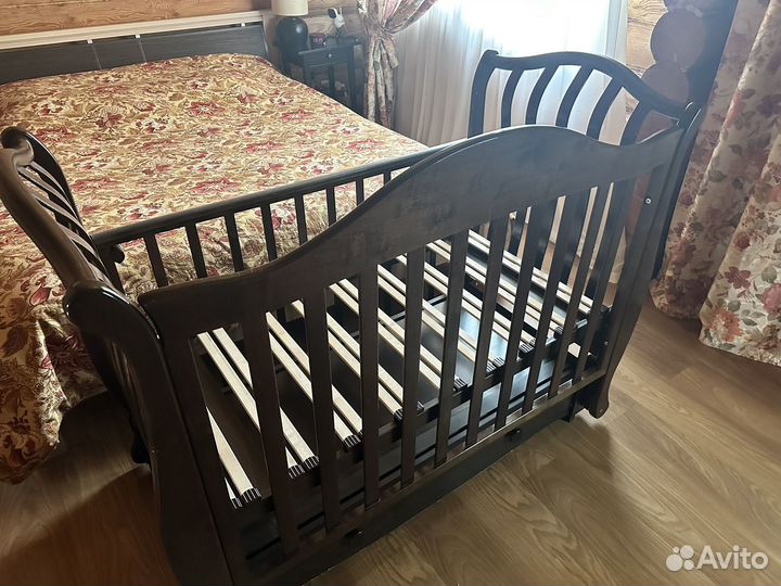 Детская кроватка Можга, продольный маятник