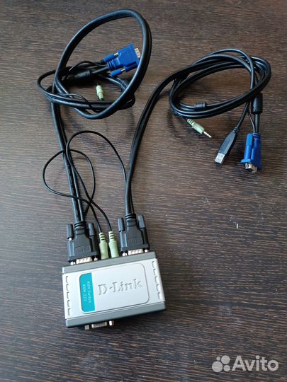 D-Link KVM-221 2-портовый KVM-переключатель