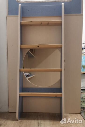 Детская кроватка со шкафчикои