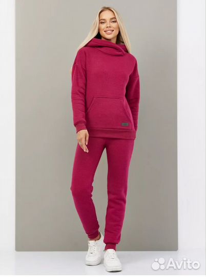 Костюм спортивный женский 52 размер