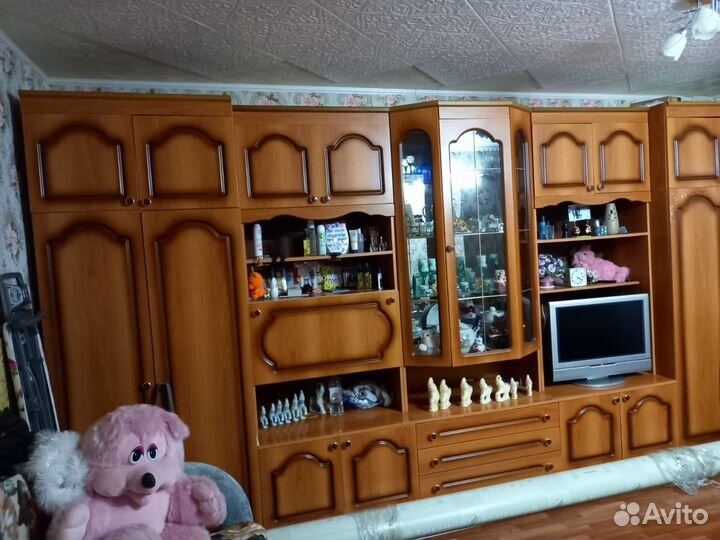 Стенка в гостиную