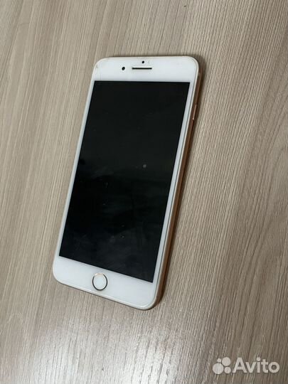 Телефон iPhone 8 plus