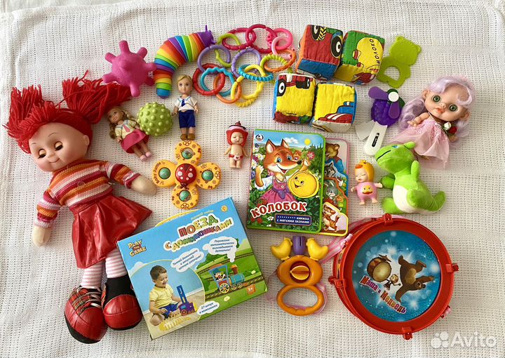 Детские игрушки погремушки развивающие пакетом