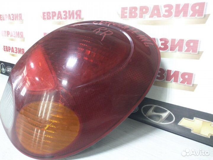 Фонарь задний задний правый Toyota Corolla EE111