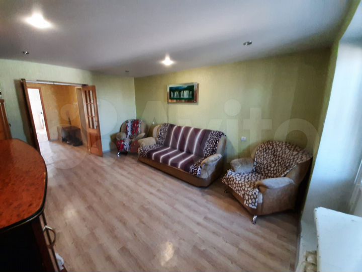 3-к. квартира, 60 м², 3/5 эт.