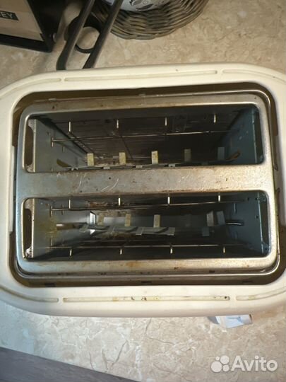 Тостер scarllet retro