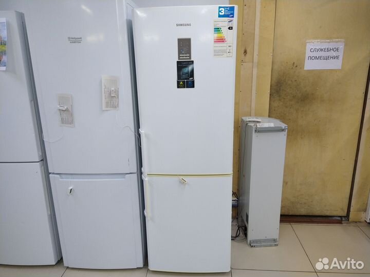 Холодильник Samsung. Доставка в подарок