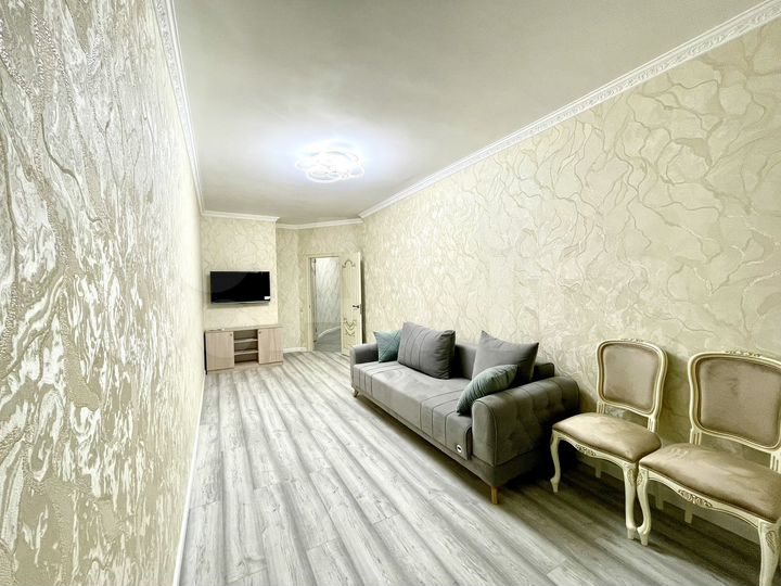 2-к. квартира, 65 м², 12/26 эт.