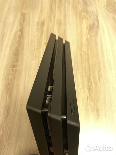 Sony playstation 4 ps4 pro 1tb